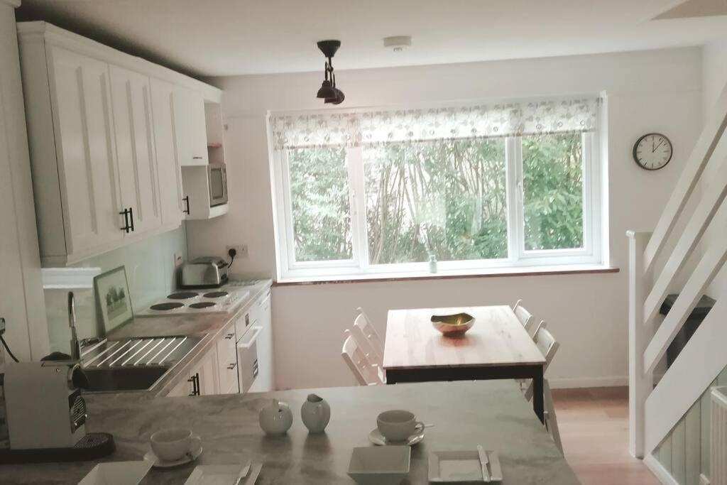 Cornwall Family Friendly Villa With Free Use Of Pool, Soft Play, Mini Golf, Tennis, Gym, Fitness Classes, Sauna And Ice Baths New Quay Eksteriør bilde