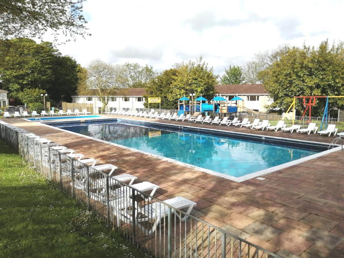 2 Bed Villa With Full Use Of Site Facilities New Quay Eksteriør bilde