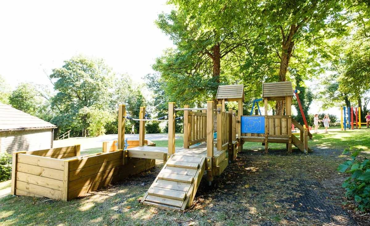 Cornwall Family Friendly Villa With Free Use Of Pool, Soft Play, Mini Golf, Tennis, Gym, Fitness Classes, Sauna And Ice Baths New Quay Eksteriør bilde